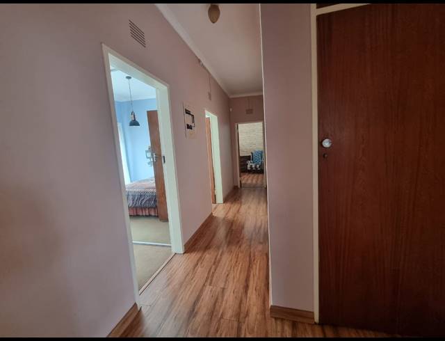 3 BEDROOM HOUSE FOR SALE IN VANDERBIJLPARK SE 6